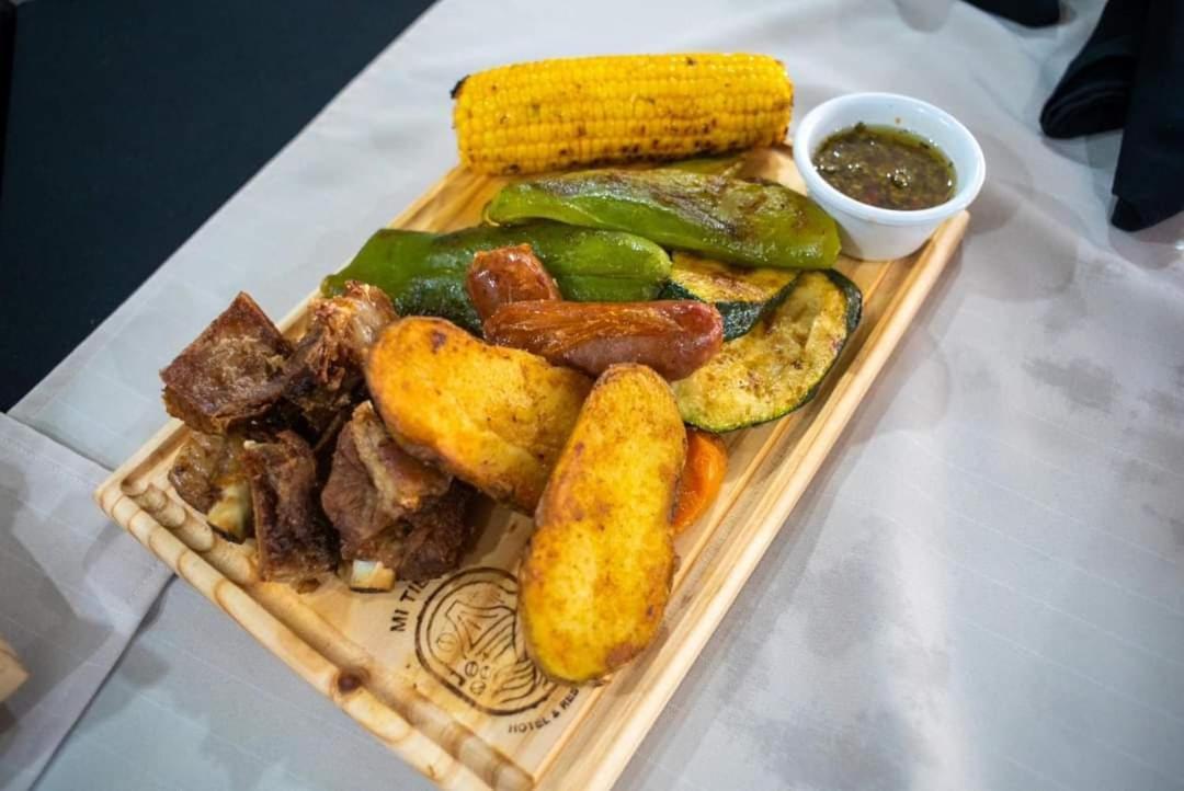 Mi Tierra Hotel Y Restaurante San Luis 外观 照片